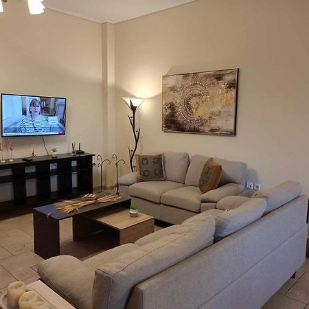 Comfortable Apartment In Kiato Экстерьер фото