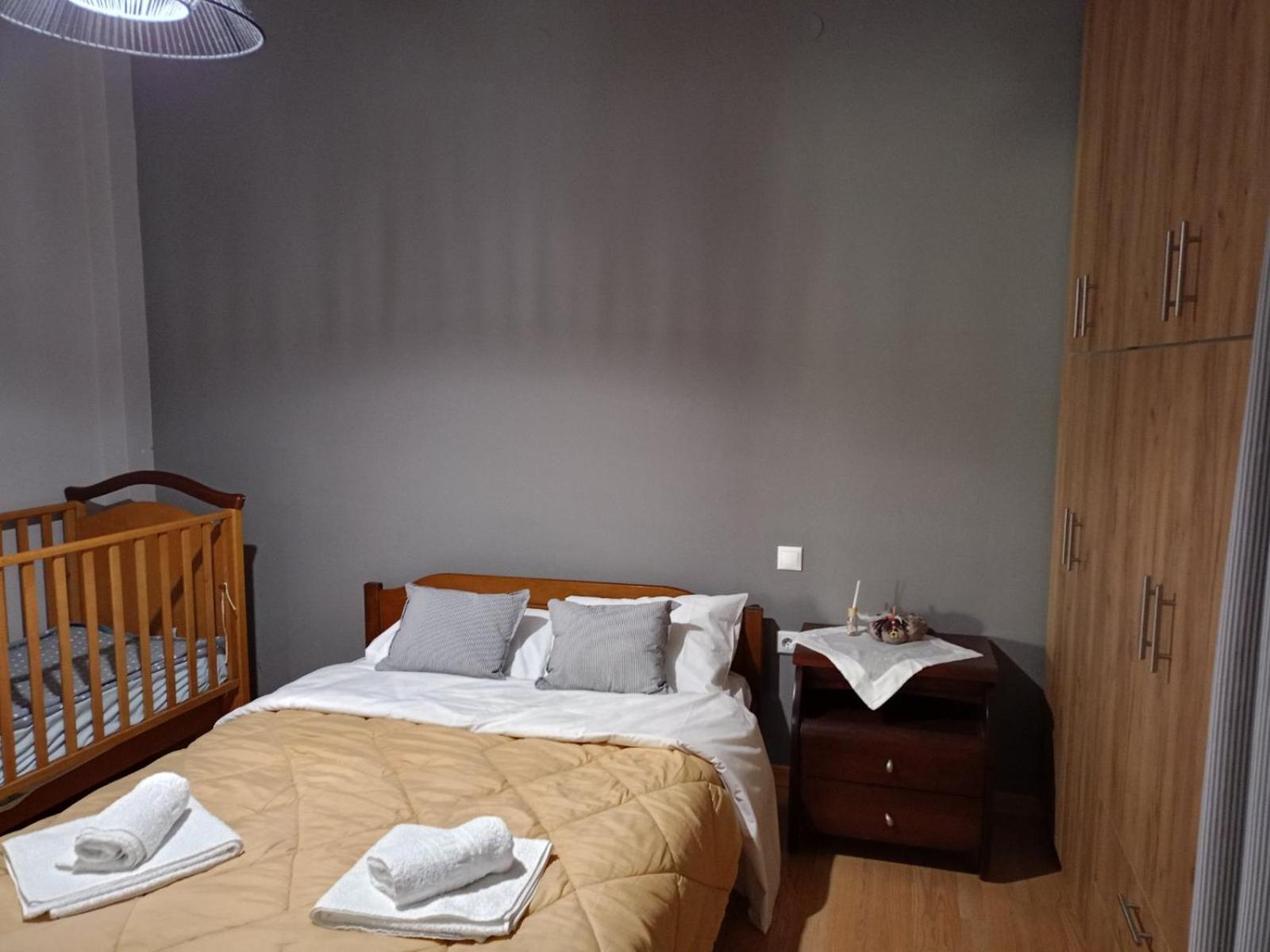 Comfortable Apartment In Kiato Экстерьер фото